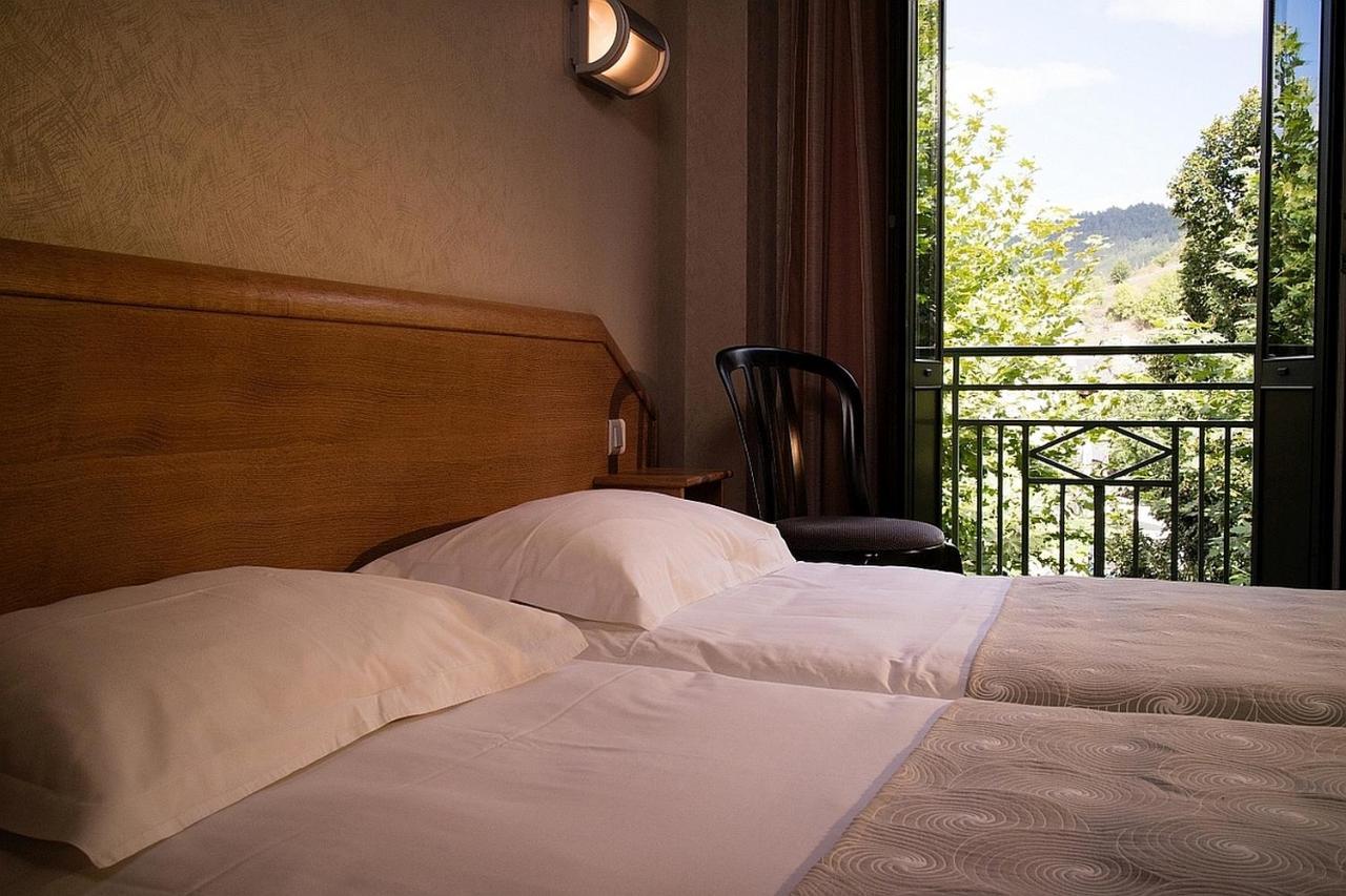 Logis Hotel Restaurant Le Mont Aigoual Meyrueis Kültér fotó