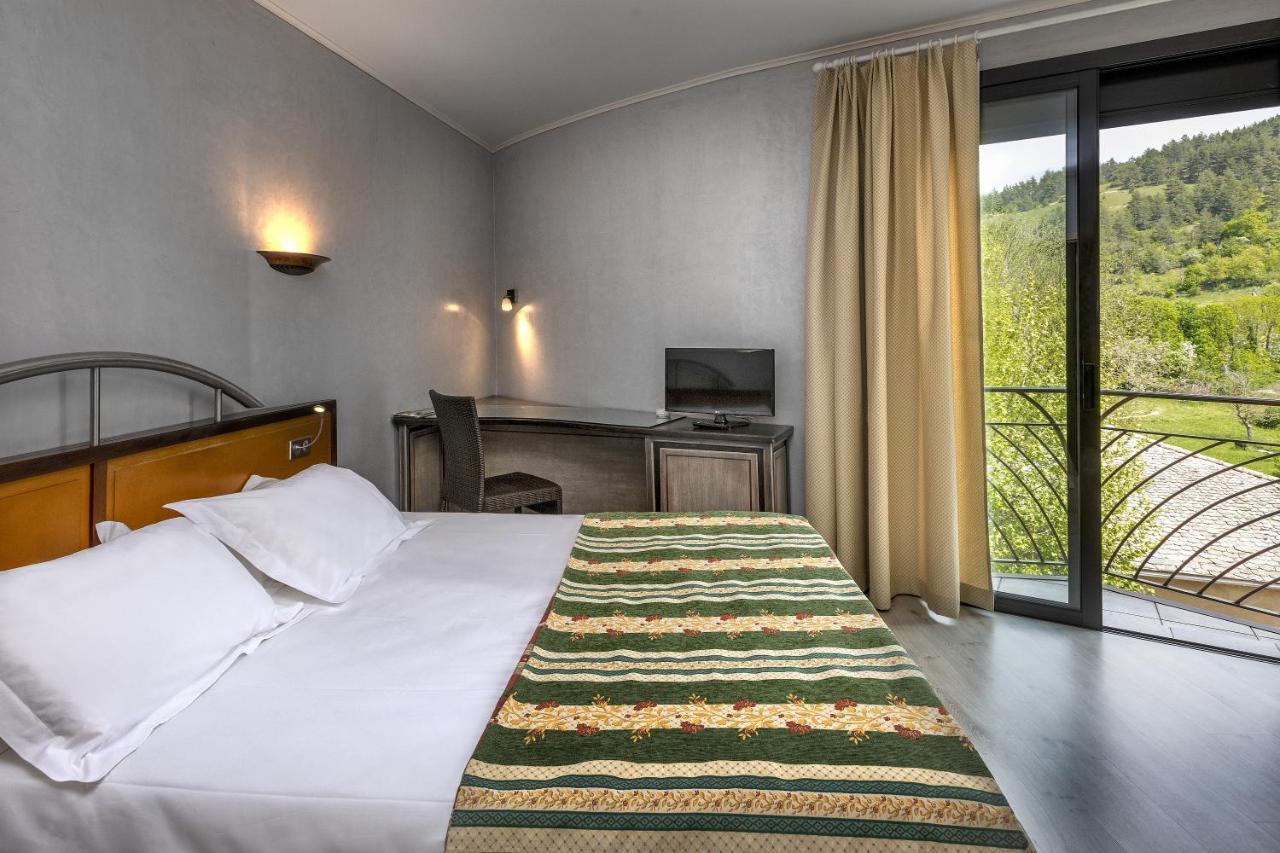Logis Hotel Restaurant Le Mont Aigoual Meyrueis Kültér fotó