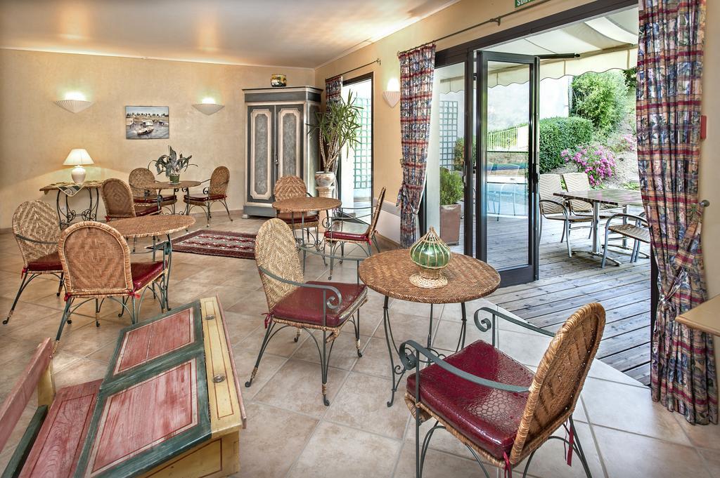 Logis Hotel Restaurant Le Mont Aigoual Meyrueis Kültér fotó