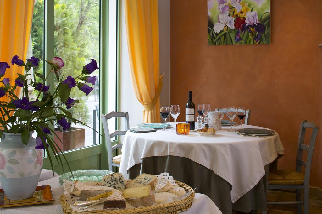 Logis Hotel Restaurant Le Mont Aigoual Meyrueis Kültér fotó